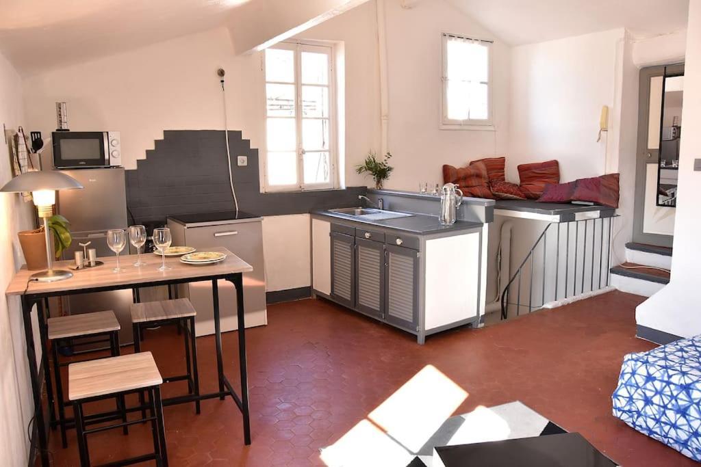 Lovely Flat In The Heart Of The Medieval Appartement Hyères